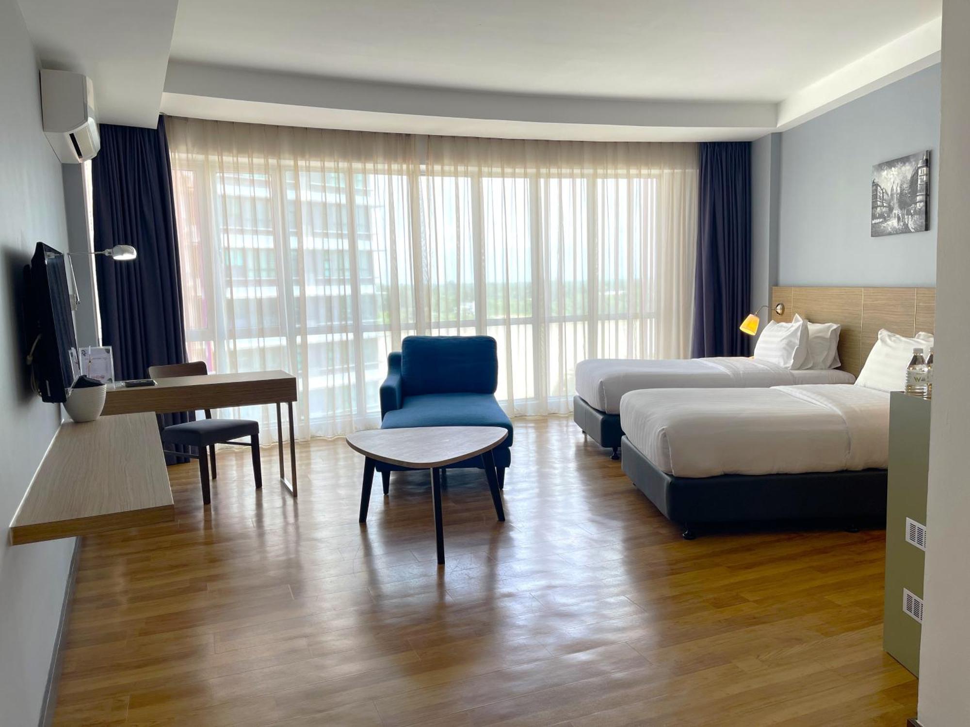 Win Hotel Sibu Exterior photo