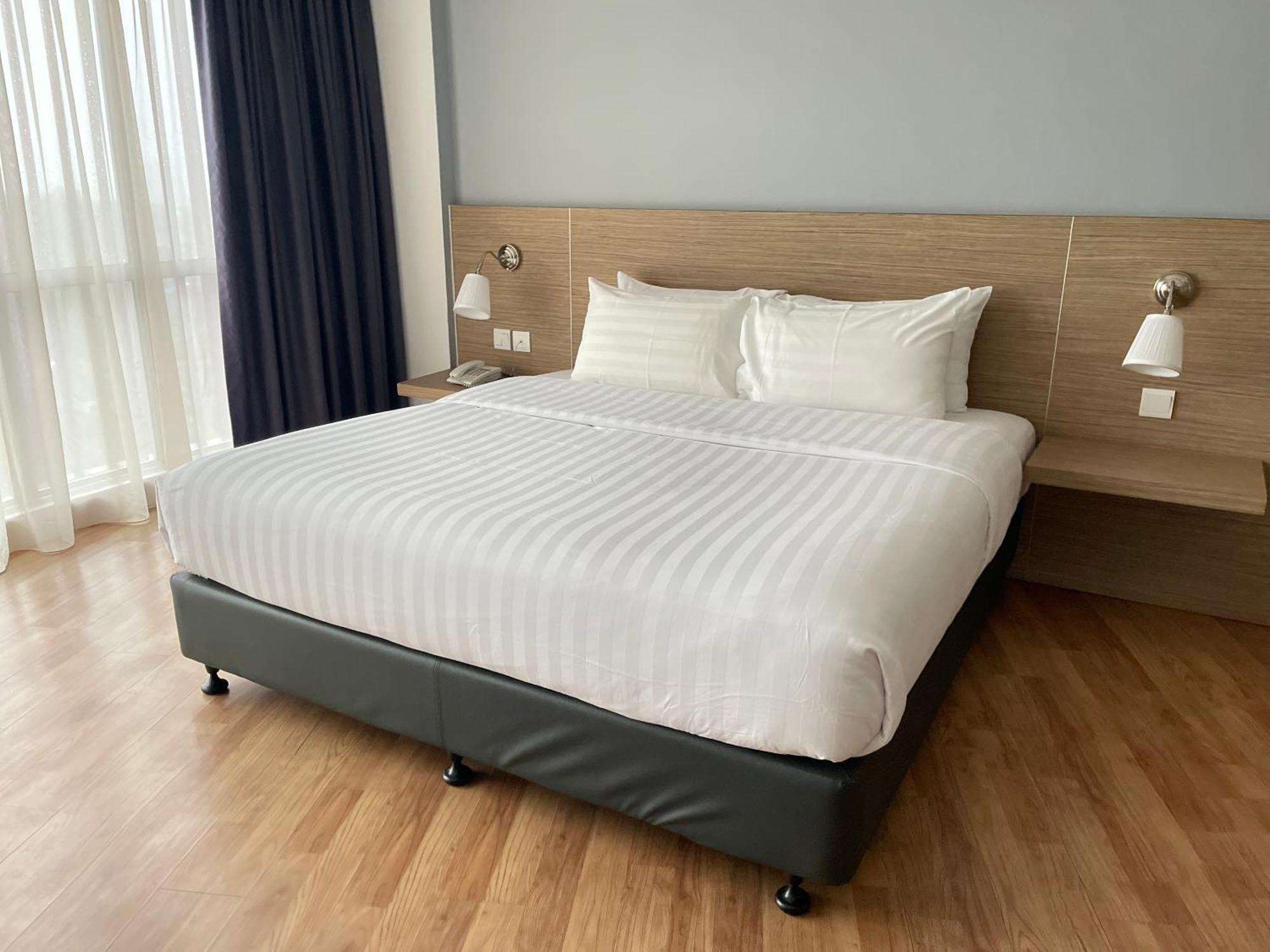 Win Hotel Sibu Exterior photo