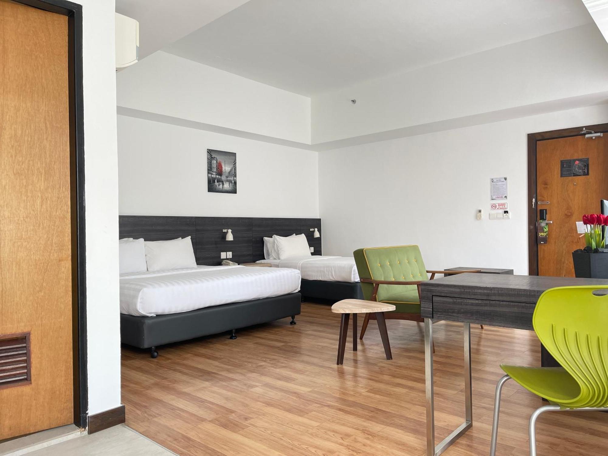 Win Hotel Sibu Exterior photo