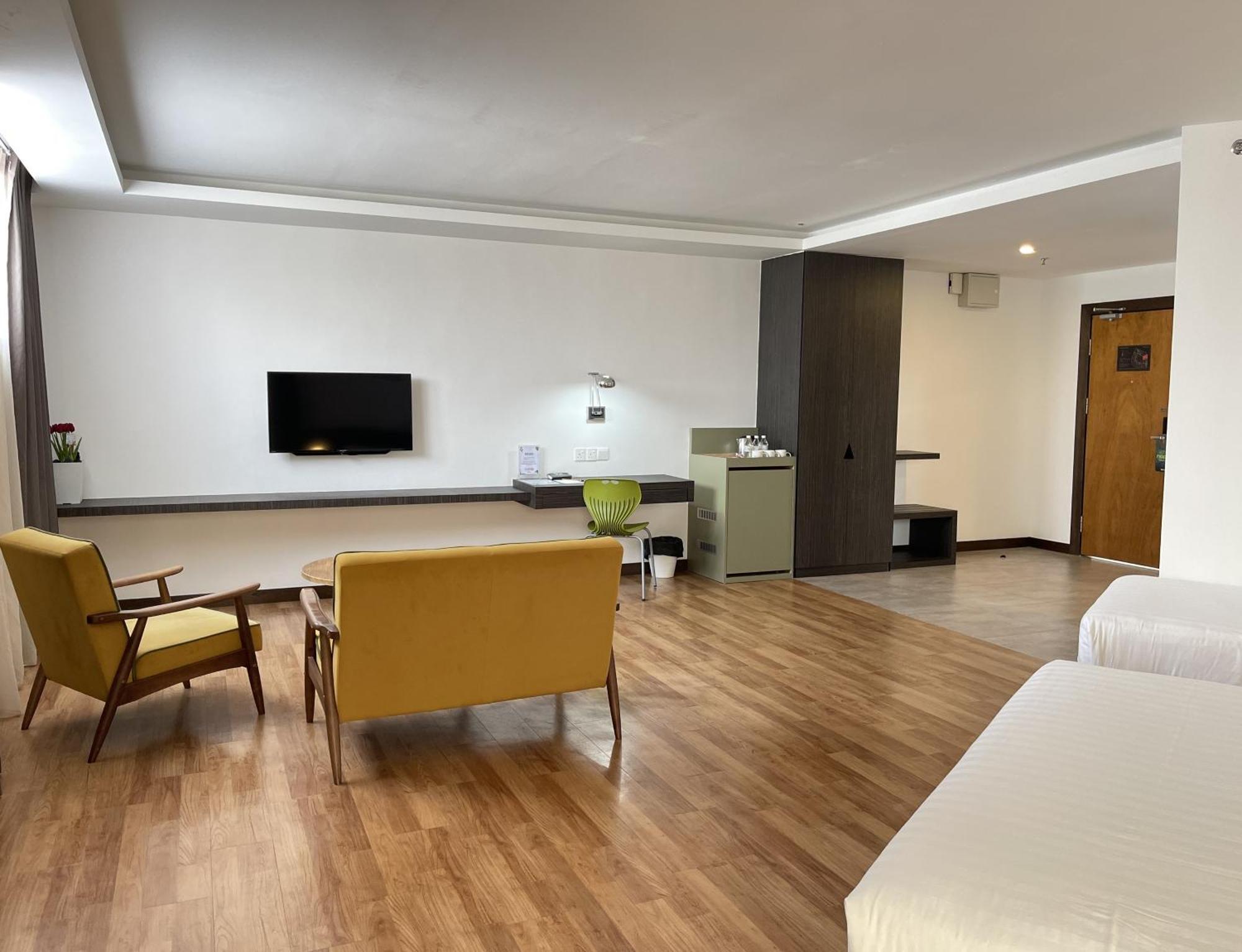 Win Hotel Sibu Exterior photo
