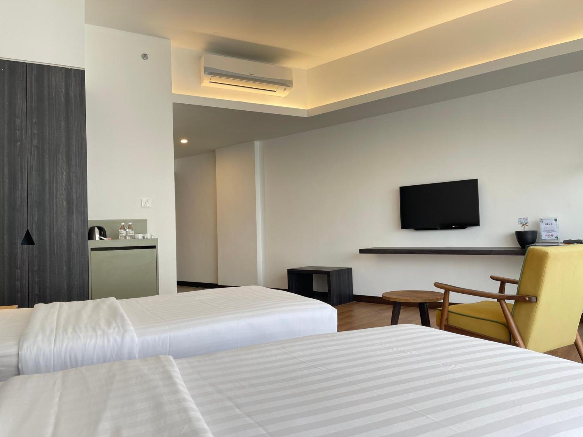 Win Hotel Sibu Exterior photo