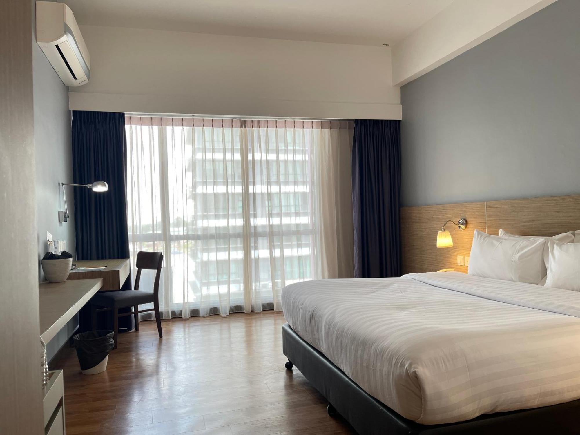 Win Hotel Sibu Exterior photo